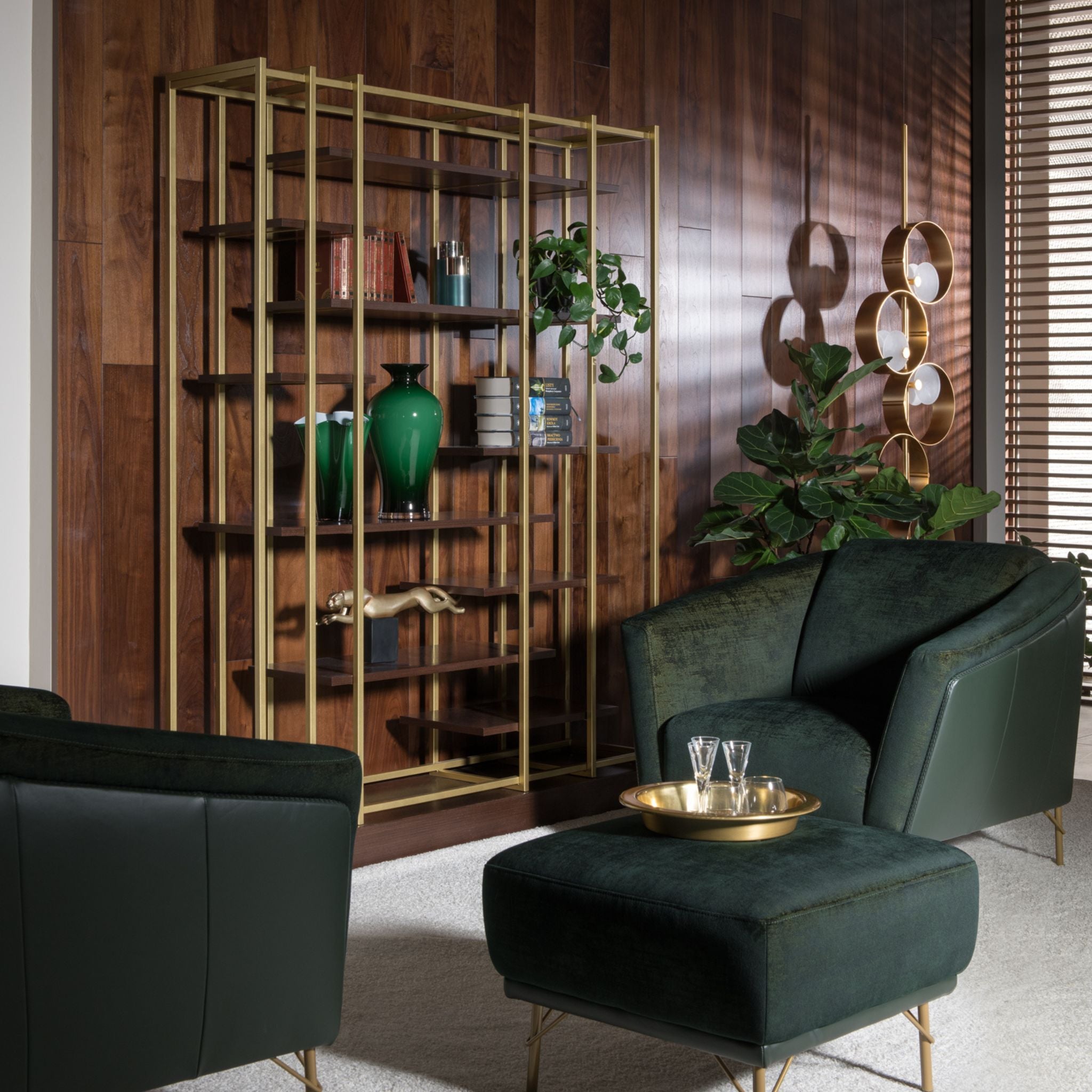 Kler Gondoliere – luksusowy zestaw wypoczynkowy w duchu mid-century modern