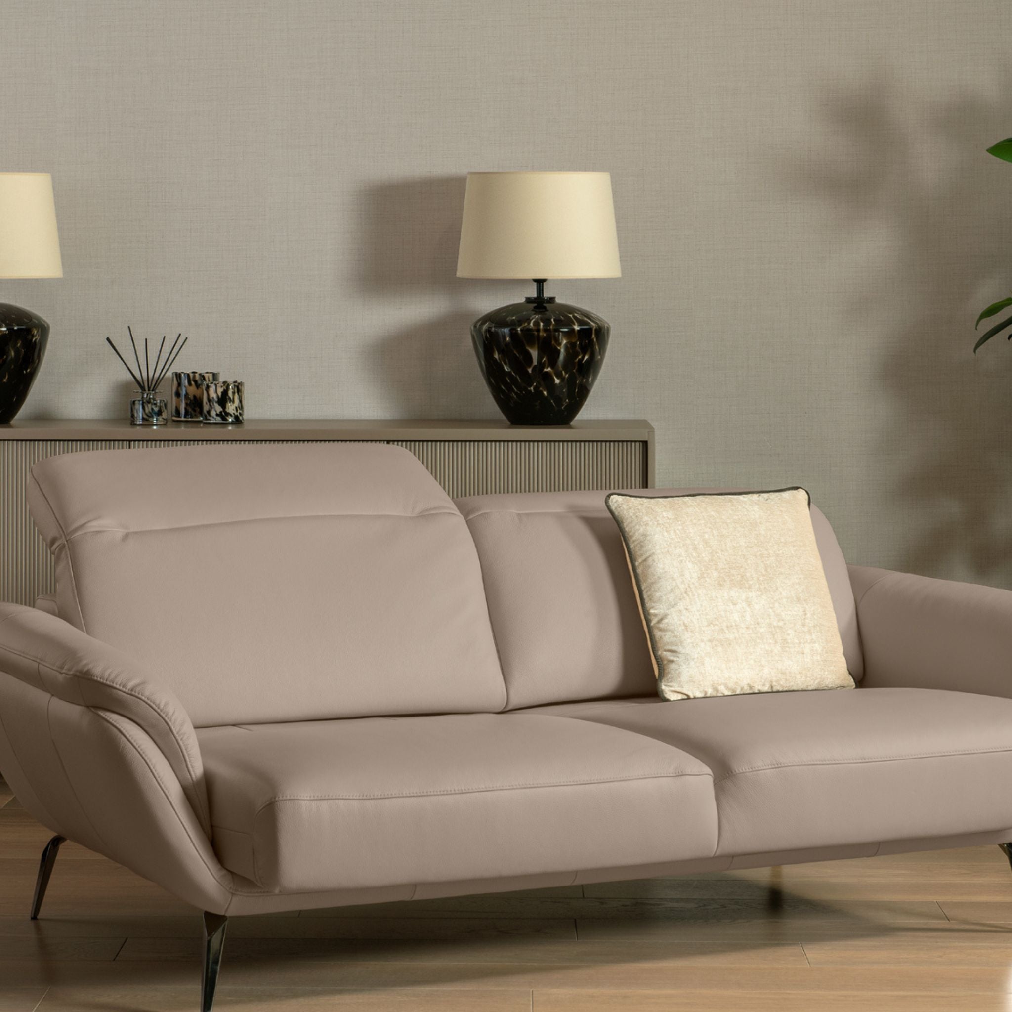 Kler Vivaldi – a luxurious lounge suite for a modern living room
