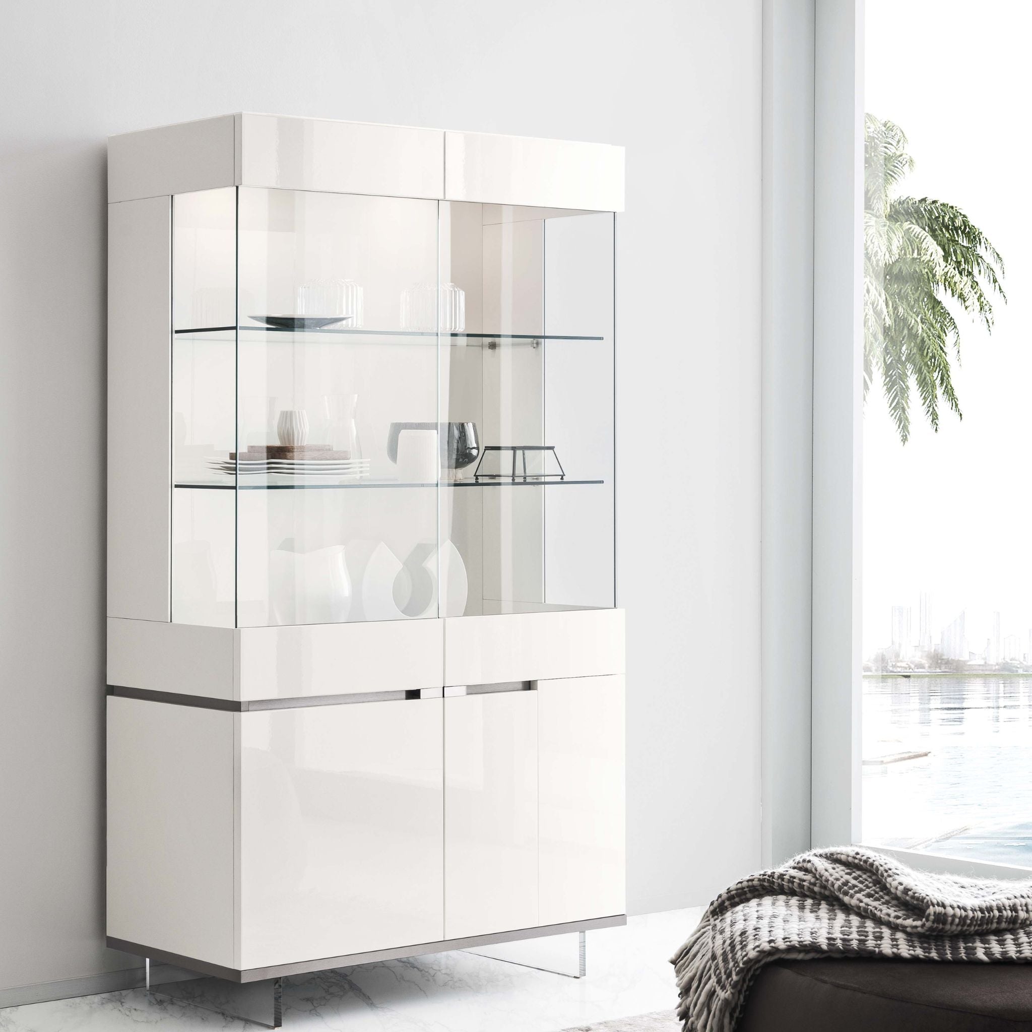 Artemide Alf Italia – luksusowe meble do jadalni w bieli i wysokim połysku