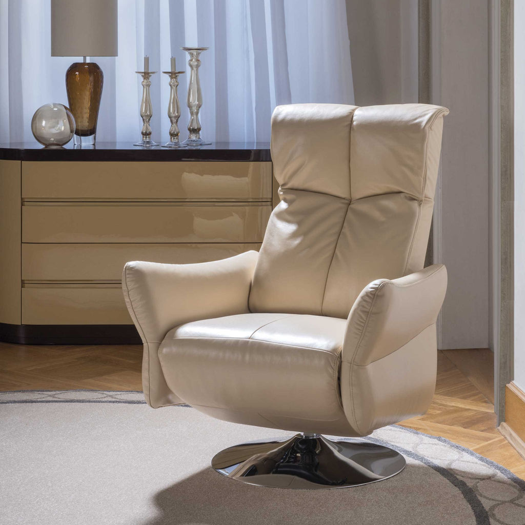 Kler Vivace – obrotowy fotel z funkcją relaks do salonu premium