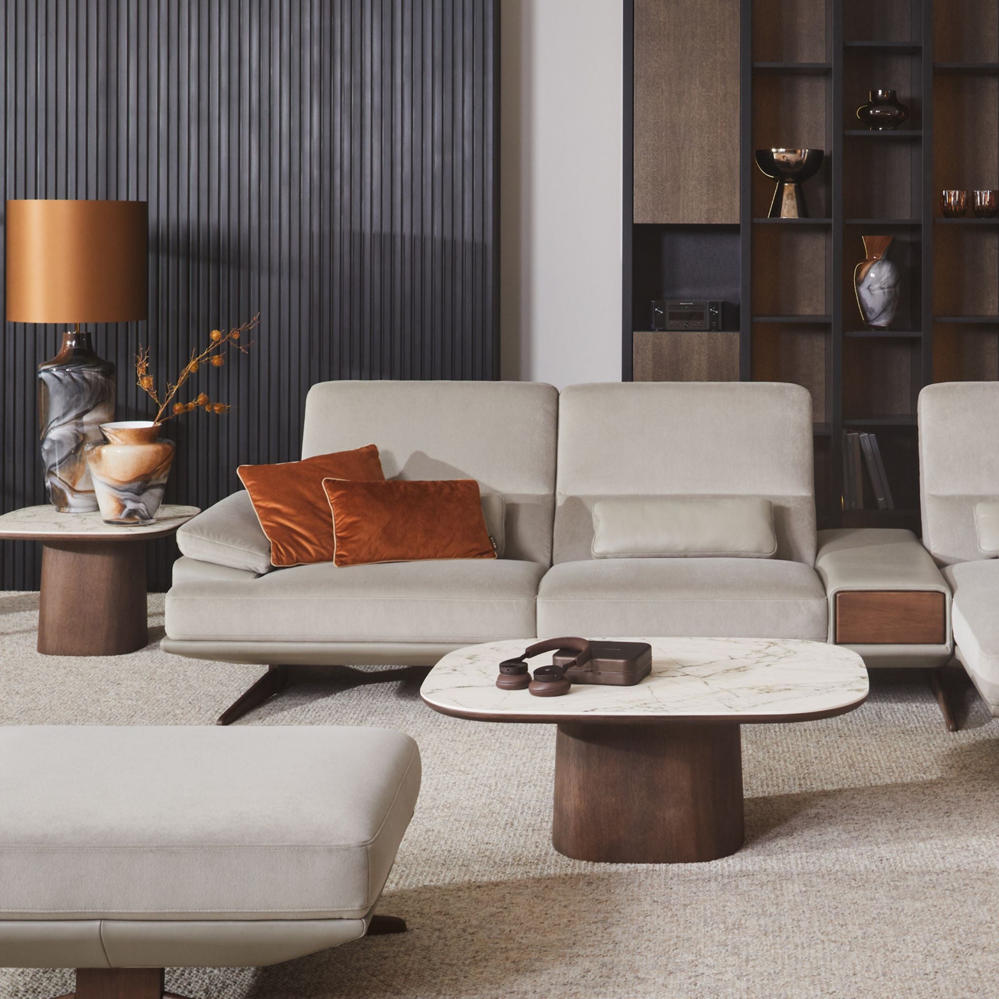 Kler Soprano – a modular lounge system with intelligent technology