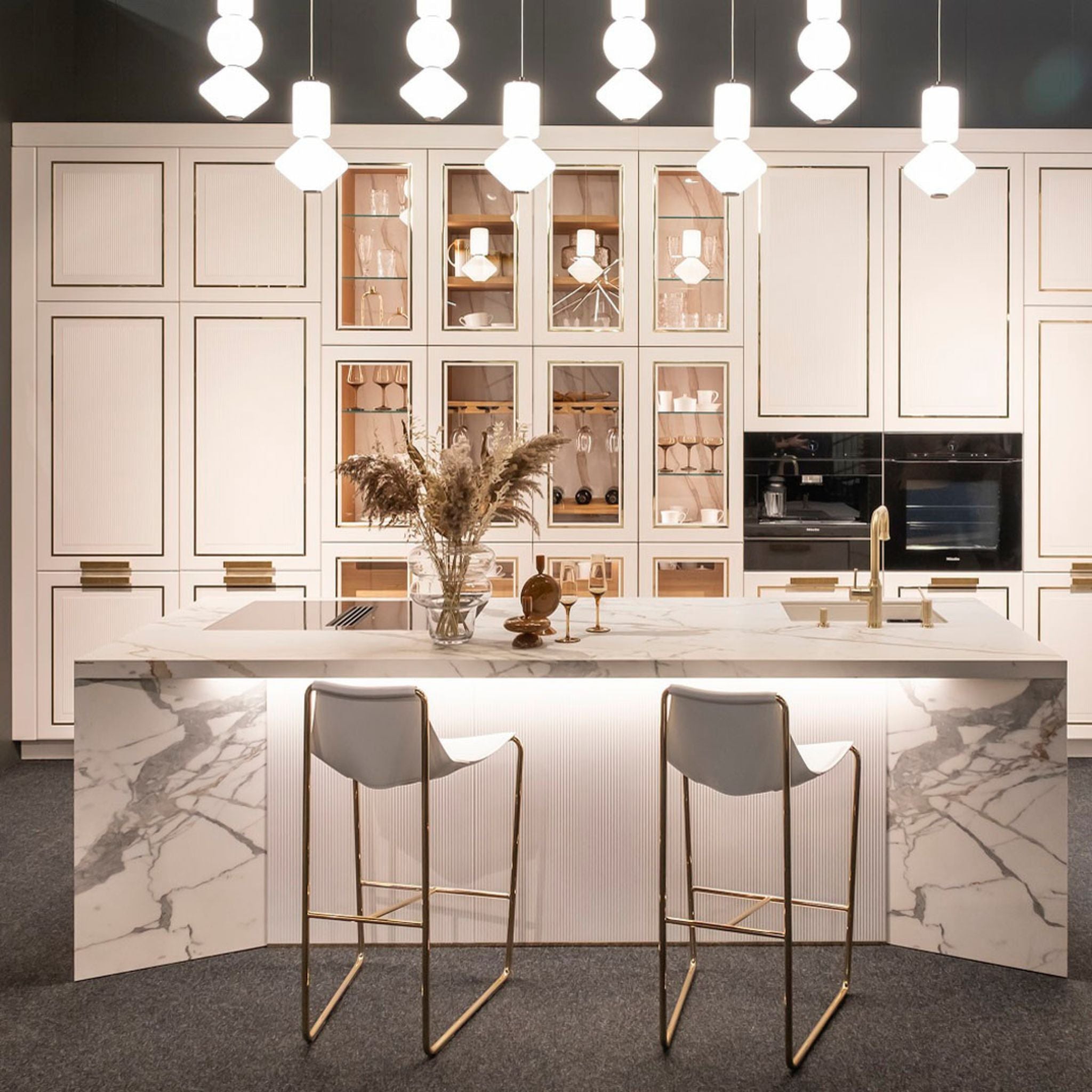Gioia Halupczok Kitchen - a luxurious bespoke kitchen with a jewellery-like design