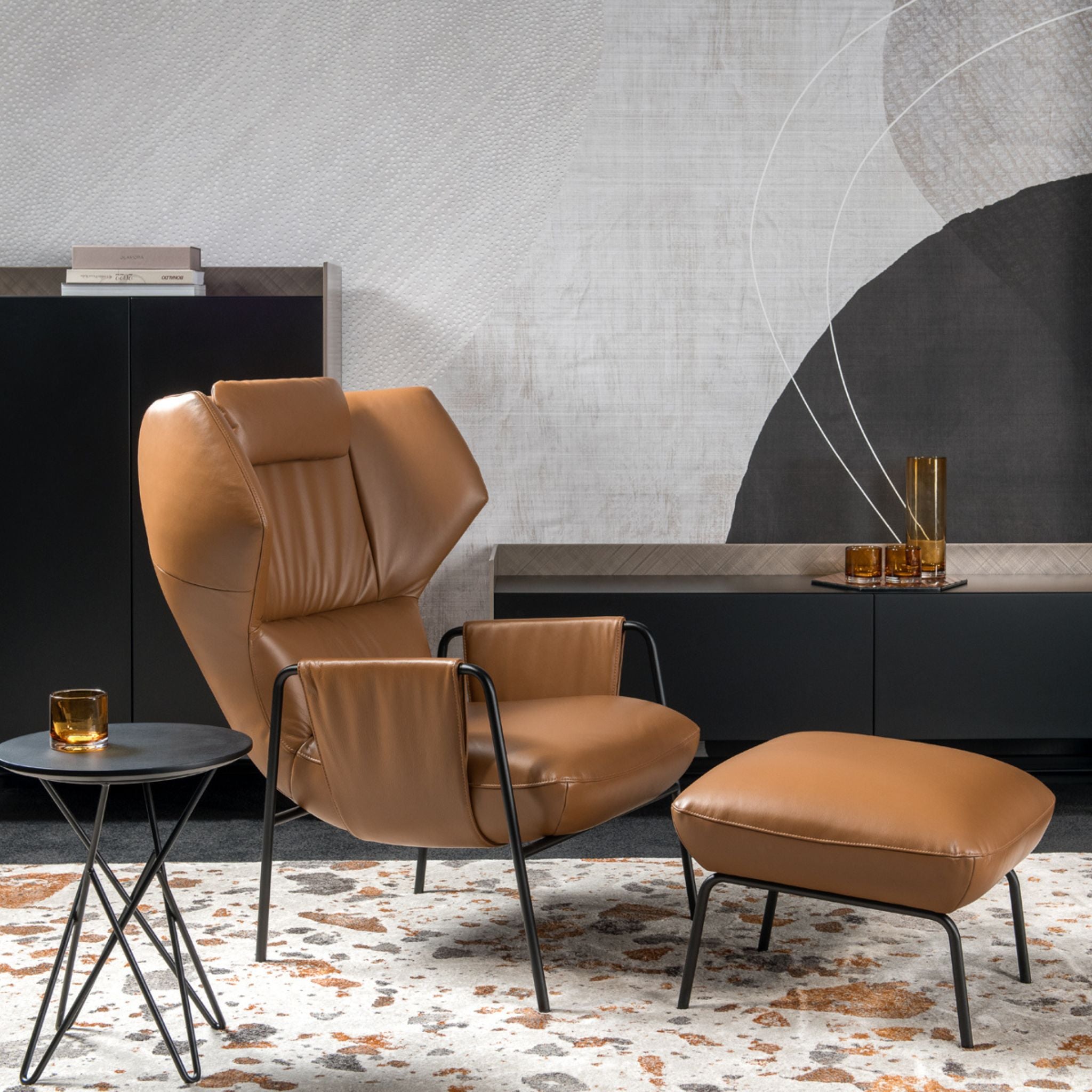 Kler Staccato – designerski fotel wypoczynkowy z mobilnym zagłówkiem