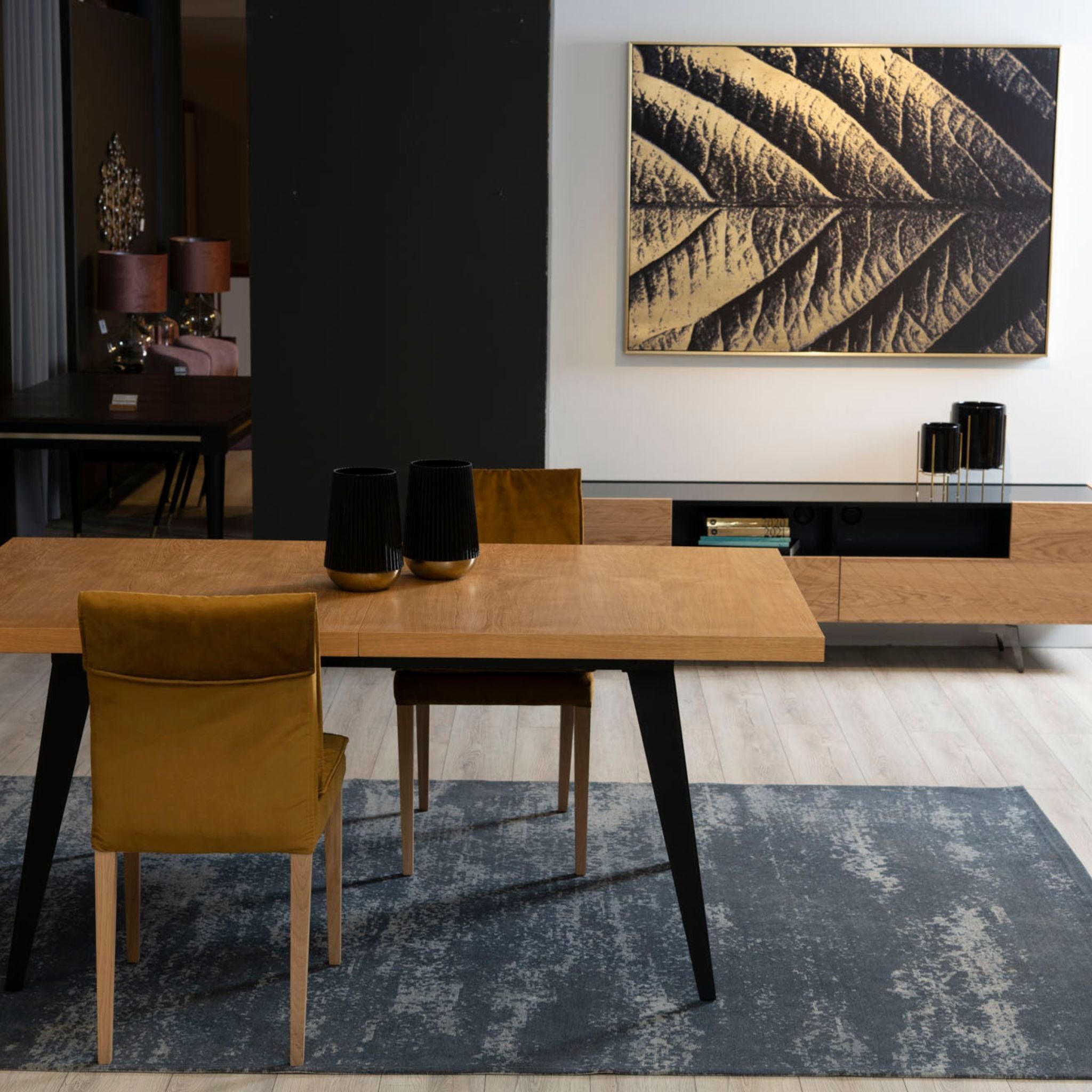 Lissy Abeto – luksusowe meble do salonu w fornirze dębowym