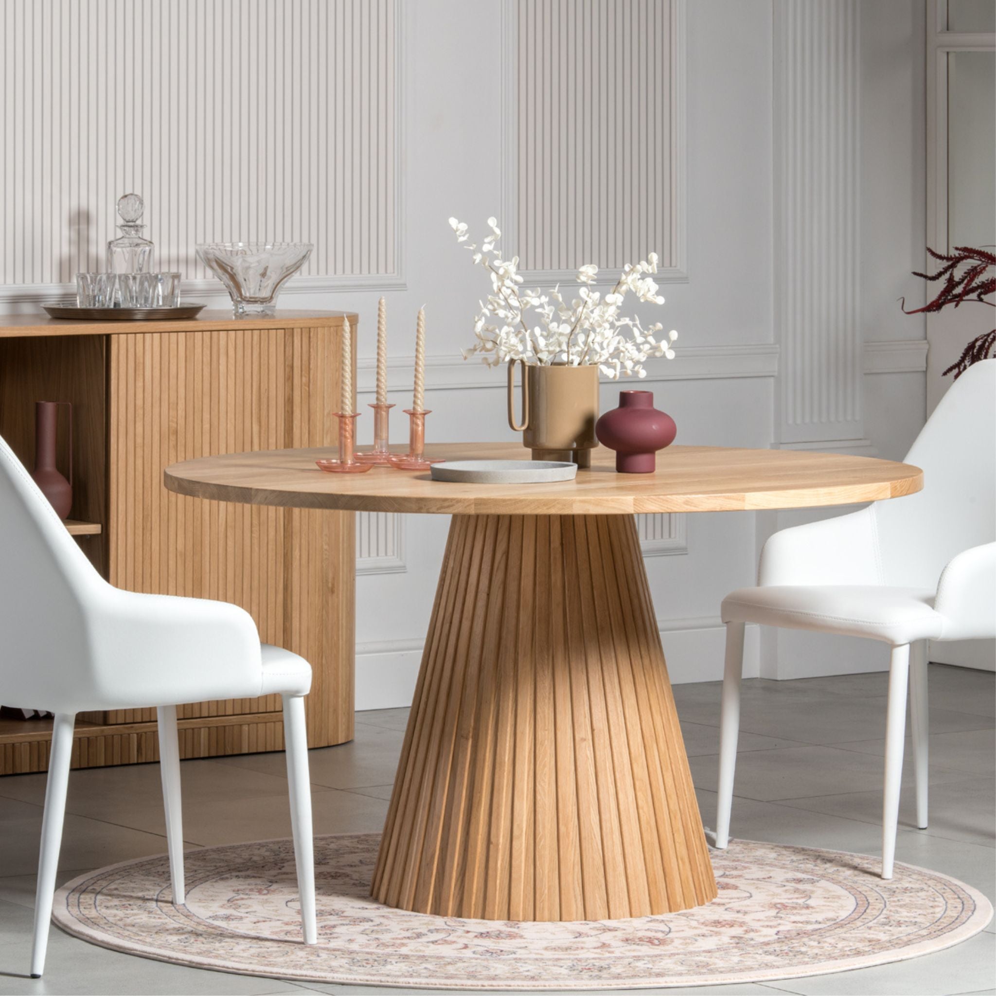 Kolekcja Jafra Syrkle – meble do jadalni i salonu w duchu nowoczesnego Art Déco