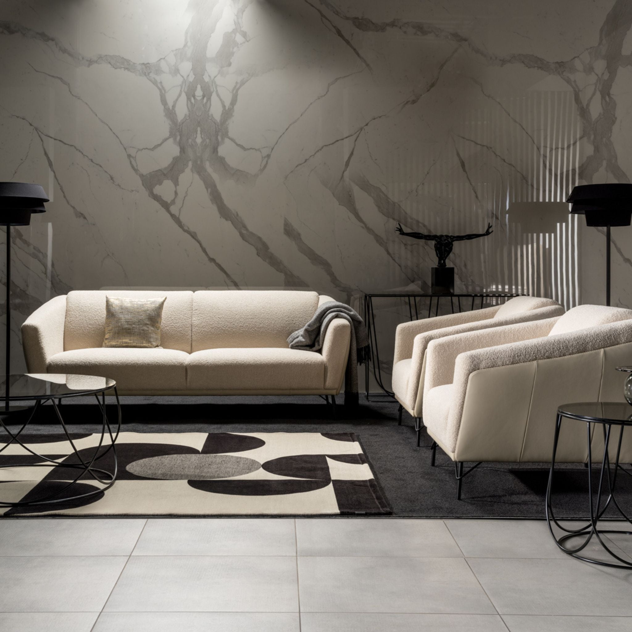 Kler Gondoliere – luksusowy zestaw wypoczynkowy w duchu mid-century modern