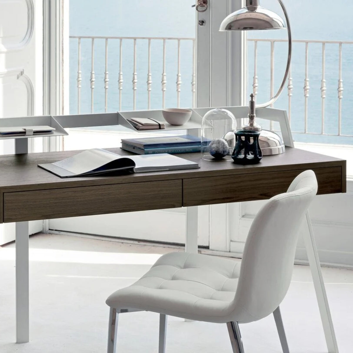 Biurko Zac Bontempi – nowoczesny design i funkcjonalność domowego gabinetu